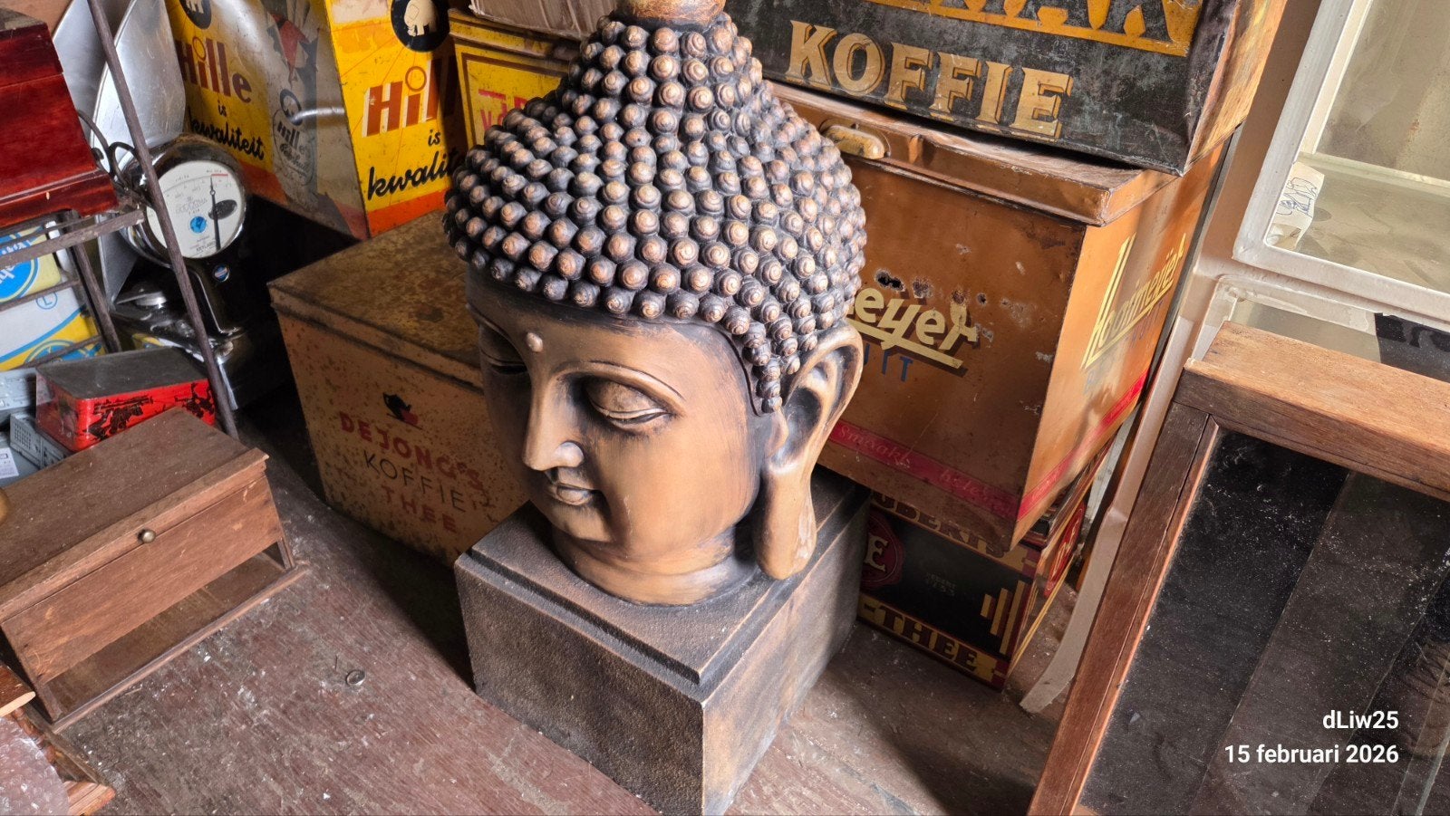 Boeddha hoofd op sokkel - Steen/keramiek, Gebruikt, Met sokkel, Ophalen of Verzenden, Bruin
