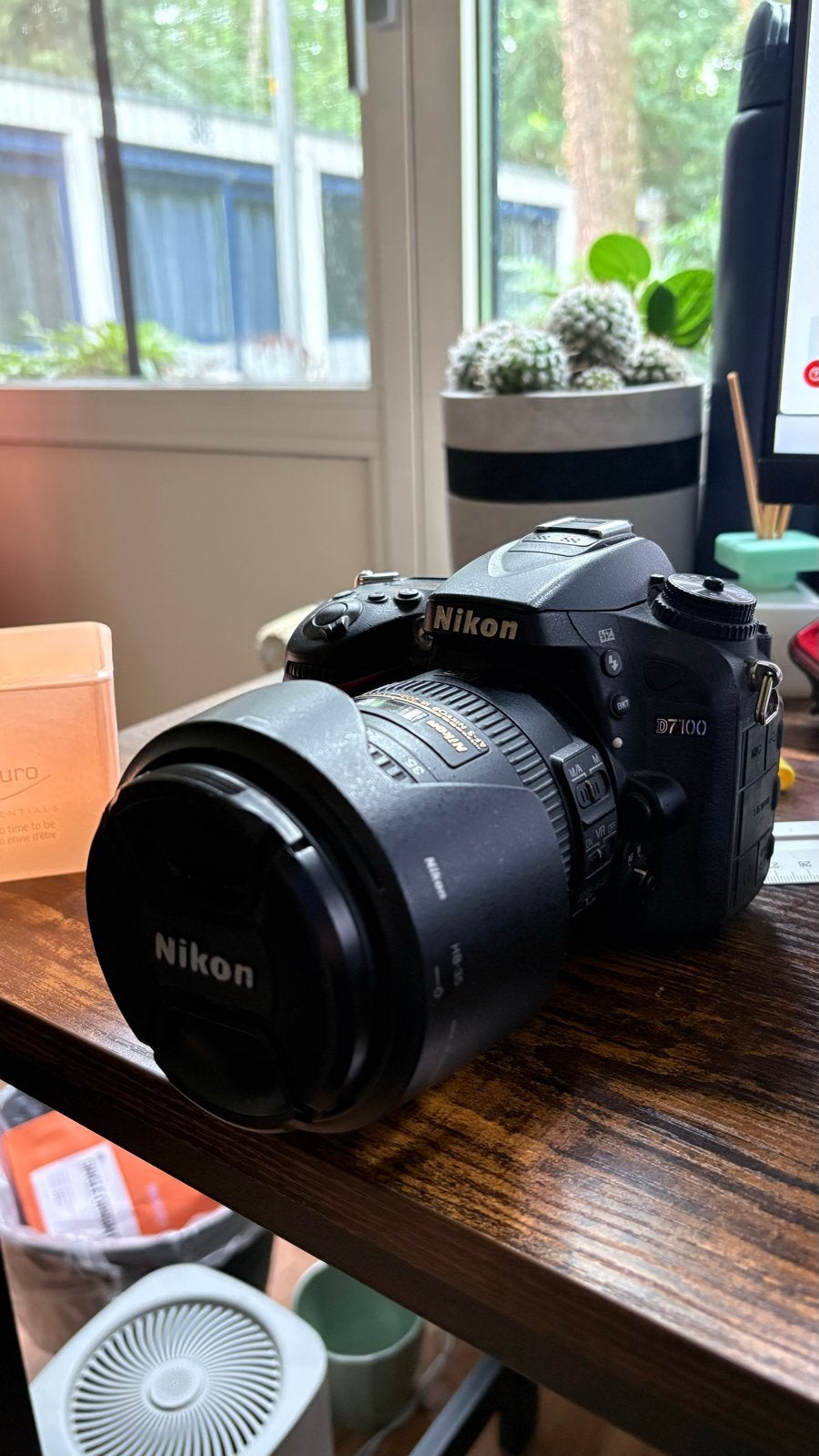 Nikon D7100 Spiegelreflexcamera met 18-200mm VR lens, Gebruikt, Spiegelreflex, Beeldstabilisatie, Ophalen of Verzenden