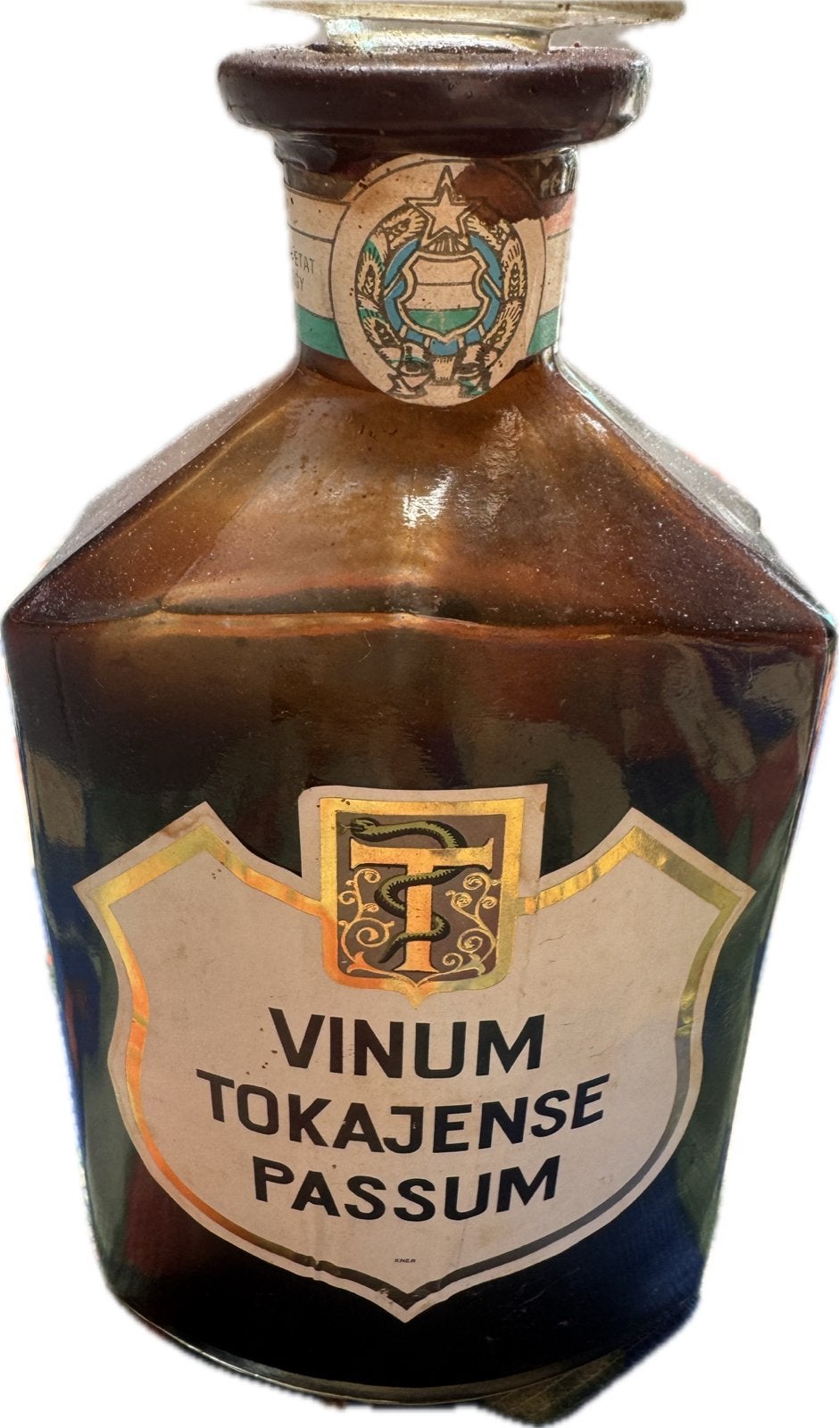 Antieke Vinum Tokajense Passum fles, Ophalen, Gebruikt