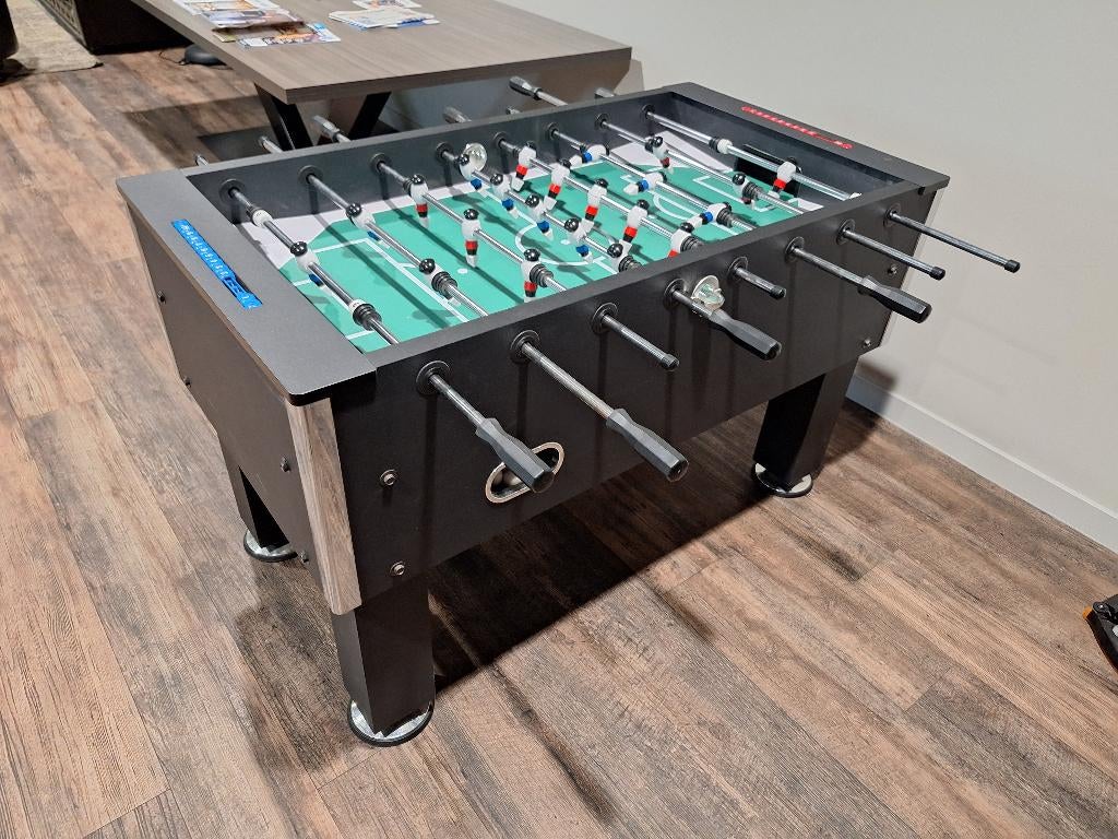 Voetbaltafel, Ophalen, Zo goed als nieuw