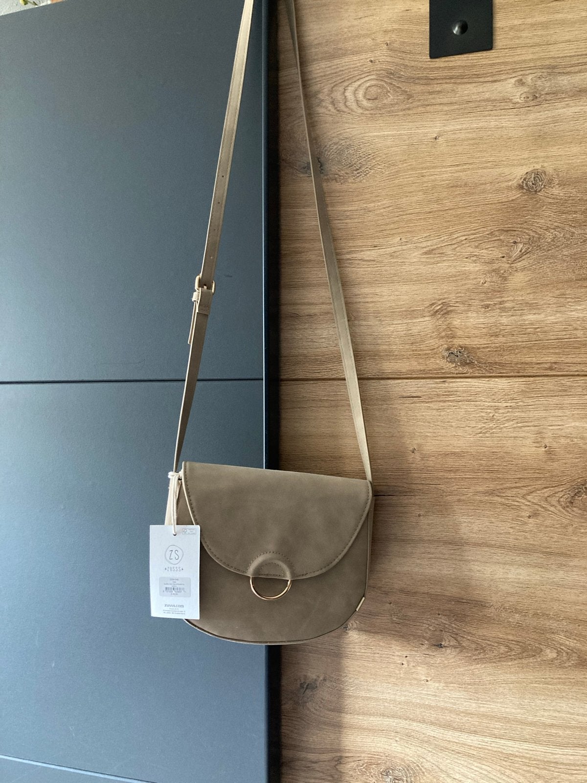 Nieuwe Zusss schoudertas - Sahara kleur, Ophalen of Verzenden, Nieuw, Bruin, Overige merken