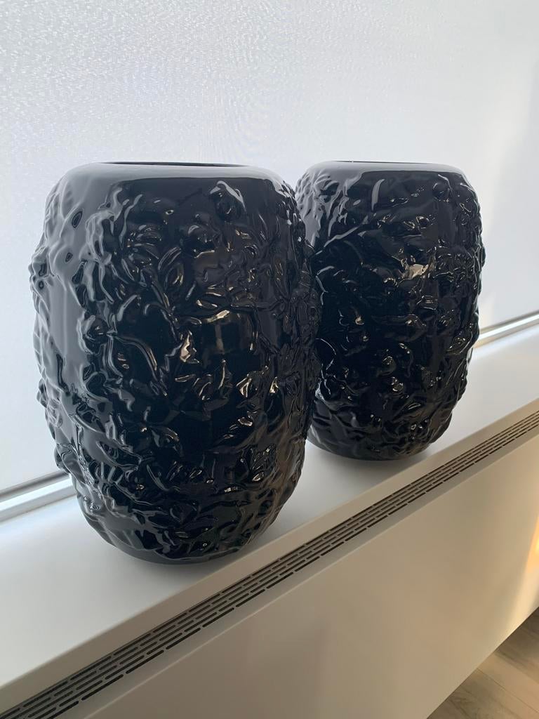 2 grote zwarte vazen, Ophalen, Zo goed als nieuw, Zwart, Minder dan 50 cm