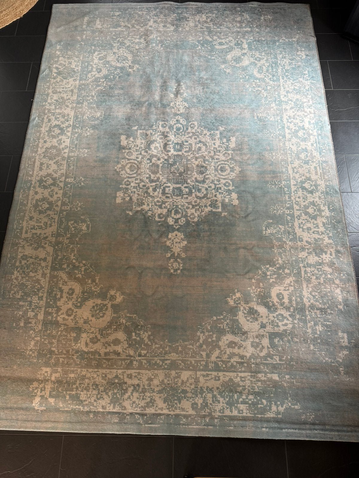 Groot vloerkleed 230x330 cm – grijs/blauw – laagpolig, Huis en Inrichting, Stoffering | Tapijten en Kleden, Ophalen, 200 cm of meer