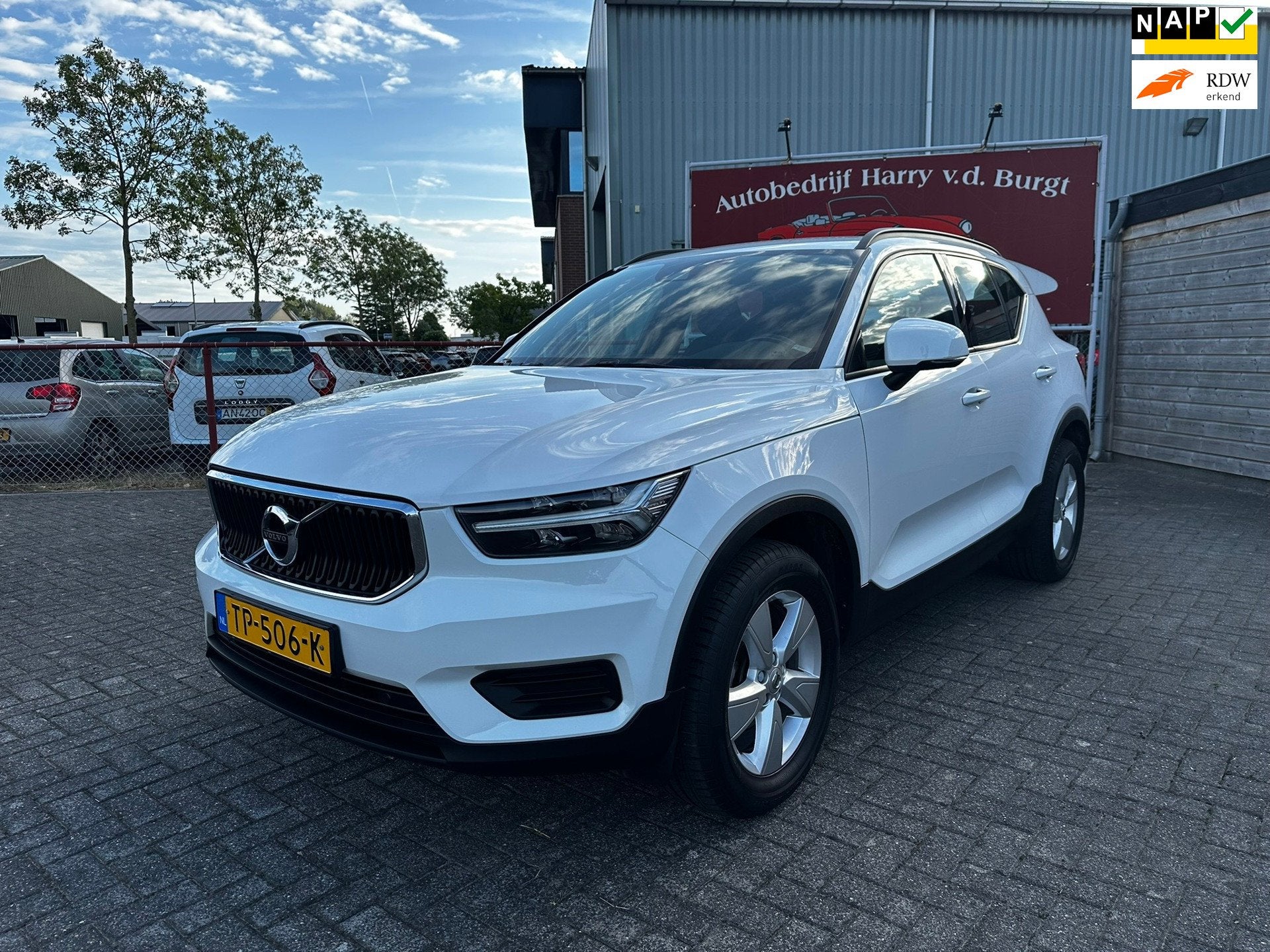 Volvo XC40 1.5 T3 | Apple Carplay | LED | Nette Auto, Voorwielaandrijving, Stof, Gebruikt, 156 pk