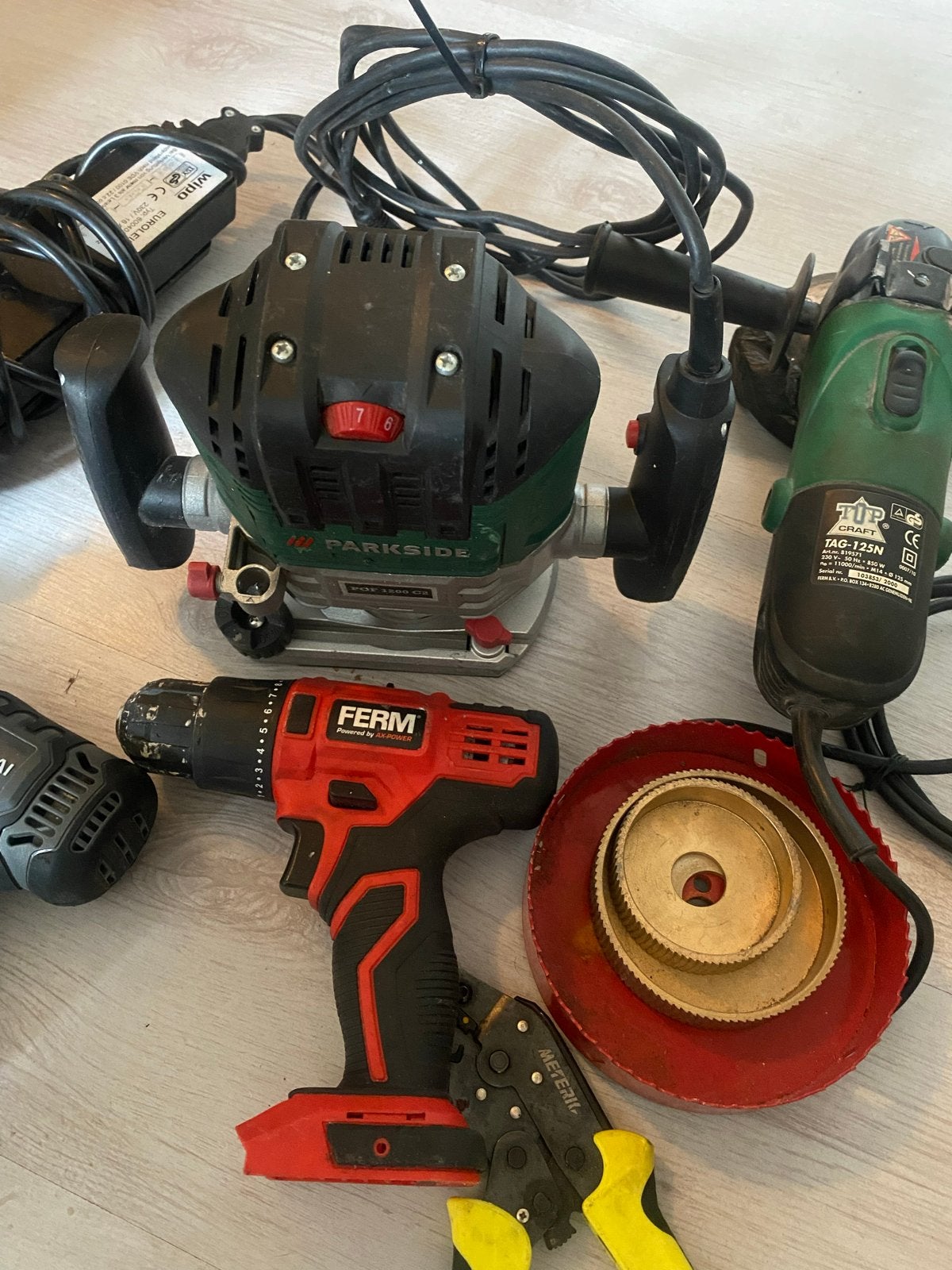 Diverse gereedschap: Boormachine, bovenfrees, slijptol, Variabele snelheid, Ophalen of Verzenden, Boor- en Schroefmachine, Gebruikt