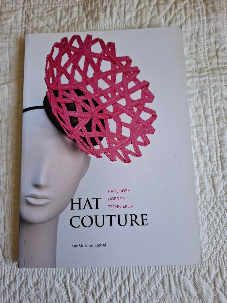 Hat couture, Boeken, Mode, Ophalen of Verzenden, Zo goed als nieuw, Mode algemeen, Marianne Jongkind