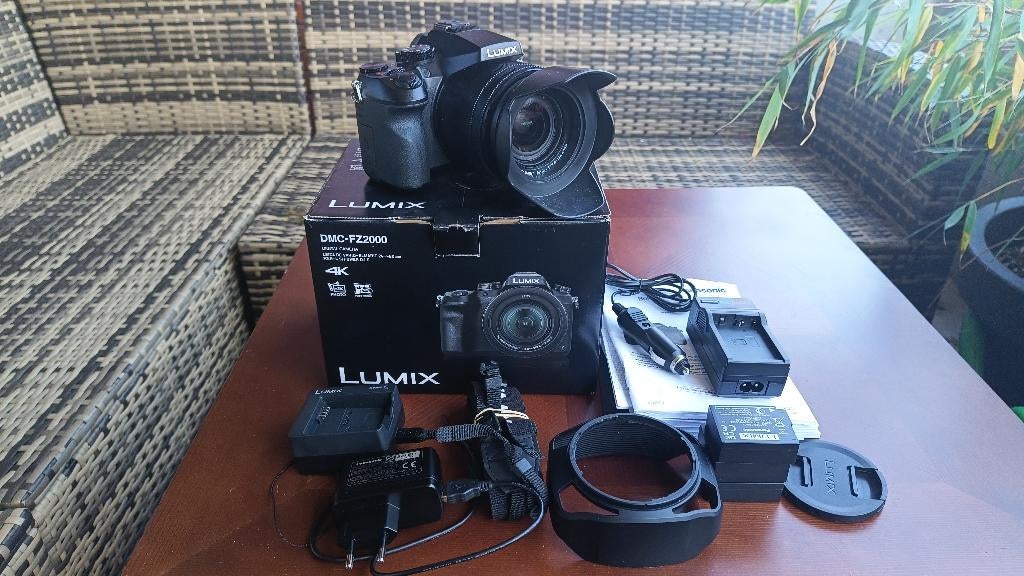Panasonic Lumix DMC-FZ2000, Audio, Tv en Foto, Fotocamera's Digitaal, Compact, Zo goed als nieuw, Overige Merken, 8 keer of meer