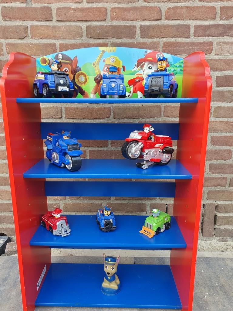 Paw patrol kastje met 8 auto's, Kinderen en Baby's, Speelgoed | Speelgoedvoertuigen, Ophalen of Verzenden, Zo goed als nieuw