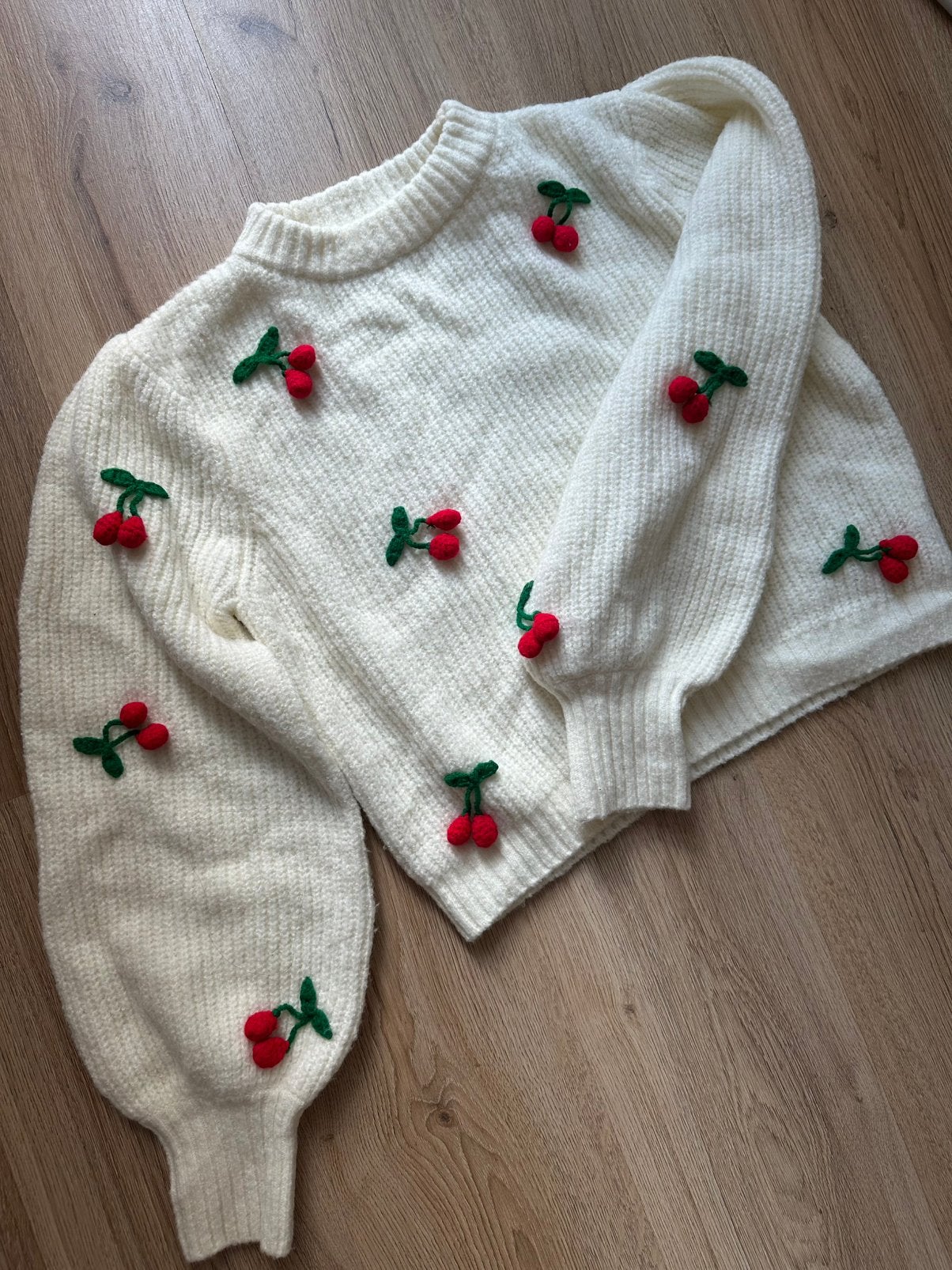 Trui met kersen, Ophalen of Verzenden, Nieuw, Maat 38/40 (M), Wit