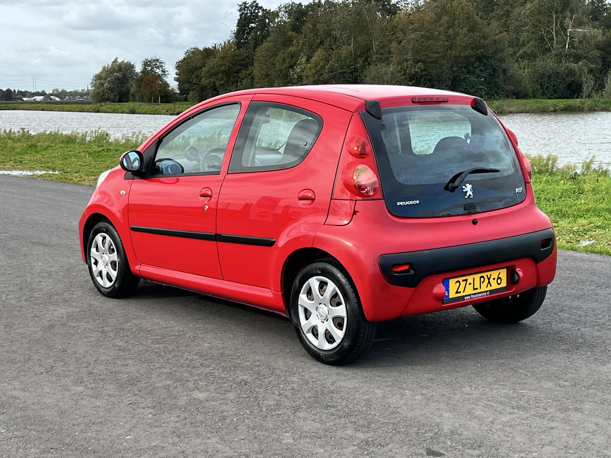Peugeot 107 1.0-12V XS Airco, radio, elektrische ramen, Voorwielaandrijving, Euro 5, Stof, Gebruikt