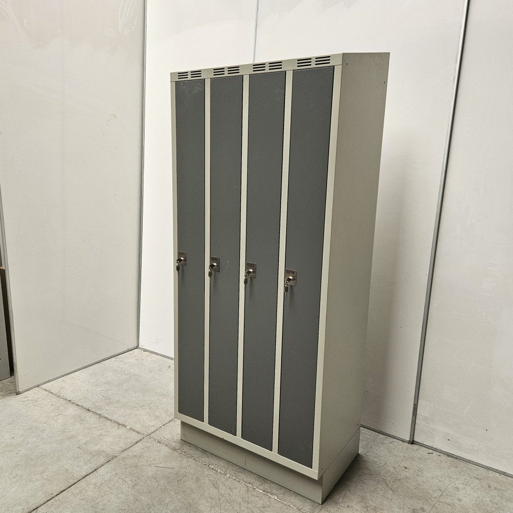 4-deurs Oostwoud kledinglocker EXTRA SMALLE DEUR - 196x83x5, Huis en Inrichting, Niet ingevuld, Gebruikt, Niet ingevuld, Niet ingevuld