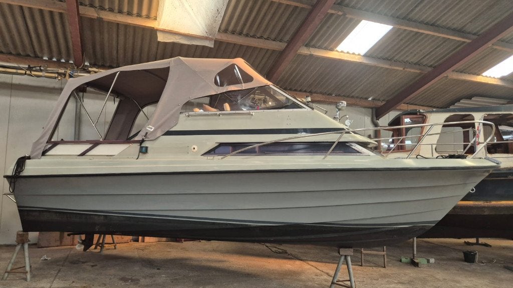 DRACO, 70 cm, Kajuitboot, Zo goed als nieuw, Polyester