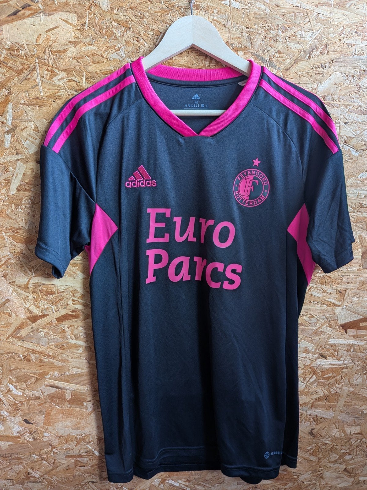Feyenoord Rotterdam 2022/2023 derde shirt origineel maat M, Maat M, Ophalen of Verzenden, Zo goed als nieuw, Shirt