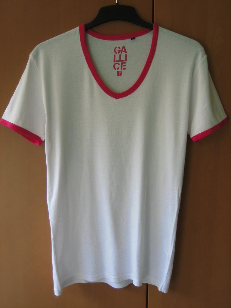 Mooi wit t-shirt van GALLICE, maat XL snazzeys, Wit, Maat 56/58 (XL), Zo goed als nieuw, Verzenden