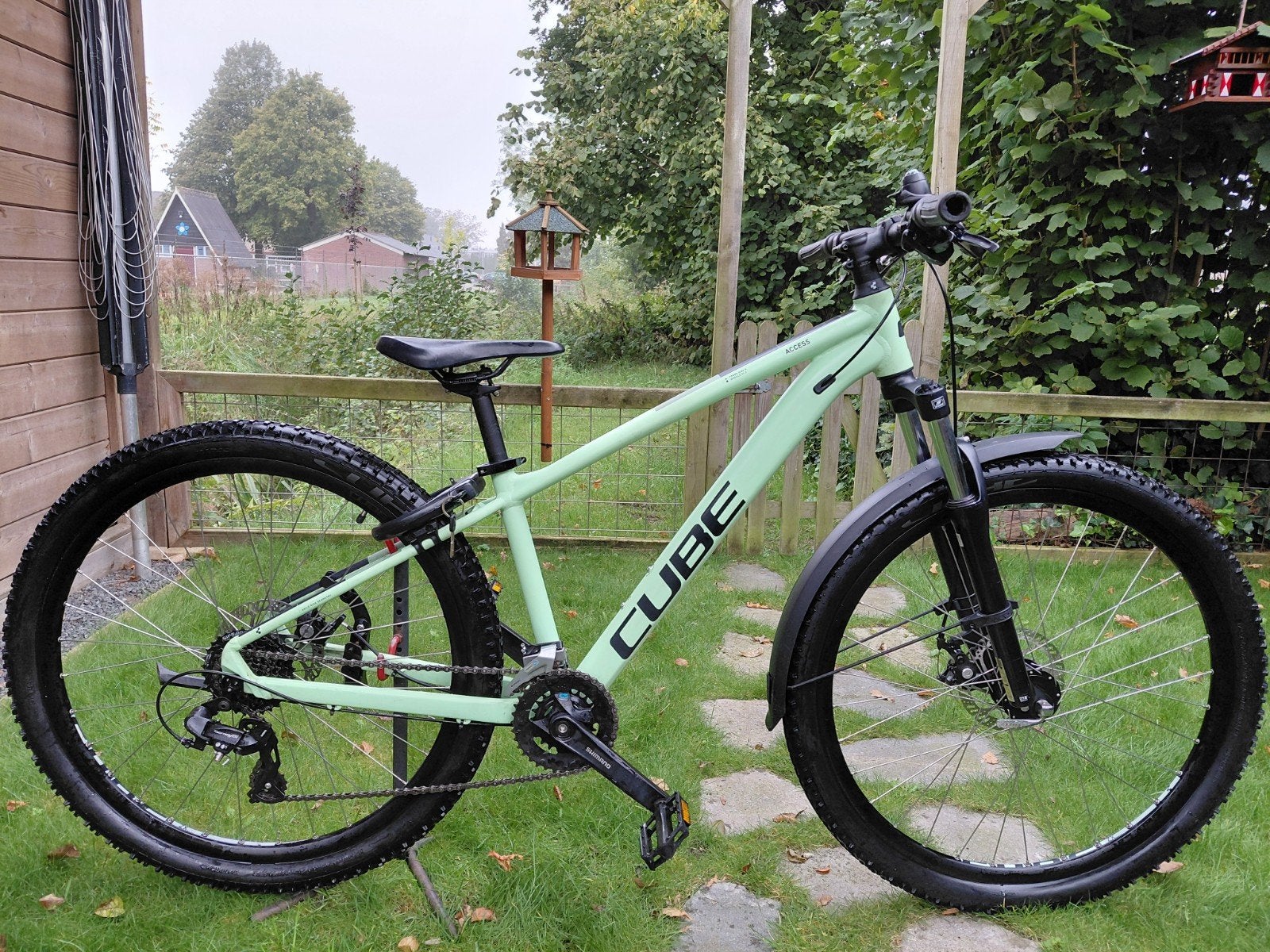 GAVE MINT GROENE MOUNTAINBIKE CUBE ACCESS FRAMEMAAT S