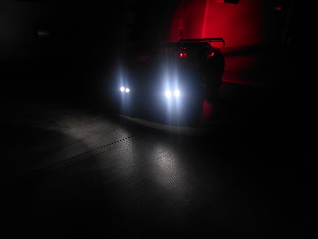 Unieke Opel Drift Body + LED + Drift Banden - EXCL. CHASSIS, Hobby en Vrije tijd, Modelbouw | Radiografisch | Auto's, Gebruikt