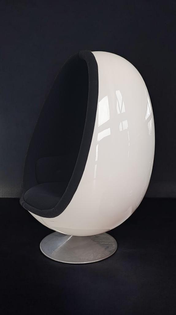 Ovalia Egg Chair Henrik Thor Larsen 1968 space age pop art, Huis en Inrichting, Gebruikt, 75 tot 100 cm, Ophalen of Verzenden