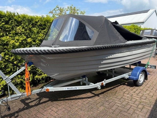 Nieuwe Coastliner 500 met Buiskap en Tohatsu 9.8 PK, Nieuw, Polyester, Overige brandstoffen