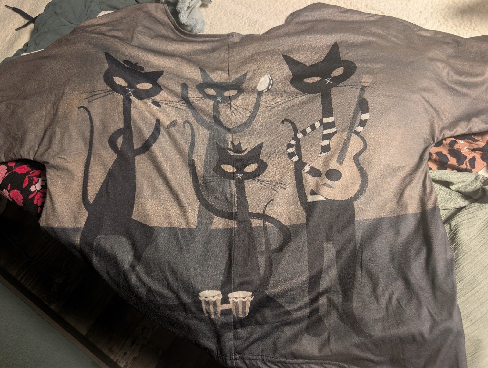 Nieuw tshirt met Sphynx, Ophalen of Verzenden, Nieuw, Shirt of Top
