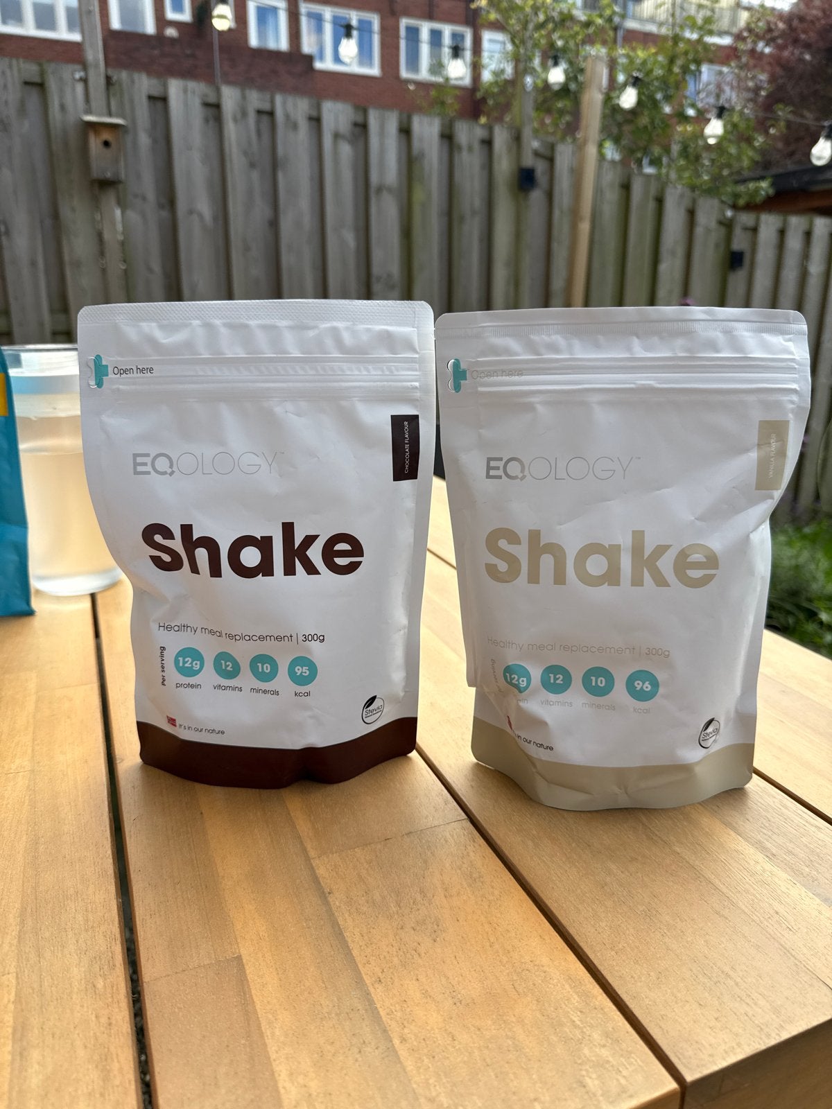 EQology Shake Maaltijdvervanger - 2 zakken vanille en choco, Ophalen of Verzenden, Zo goed als nieuw, Poeder of Drank