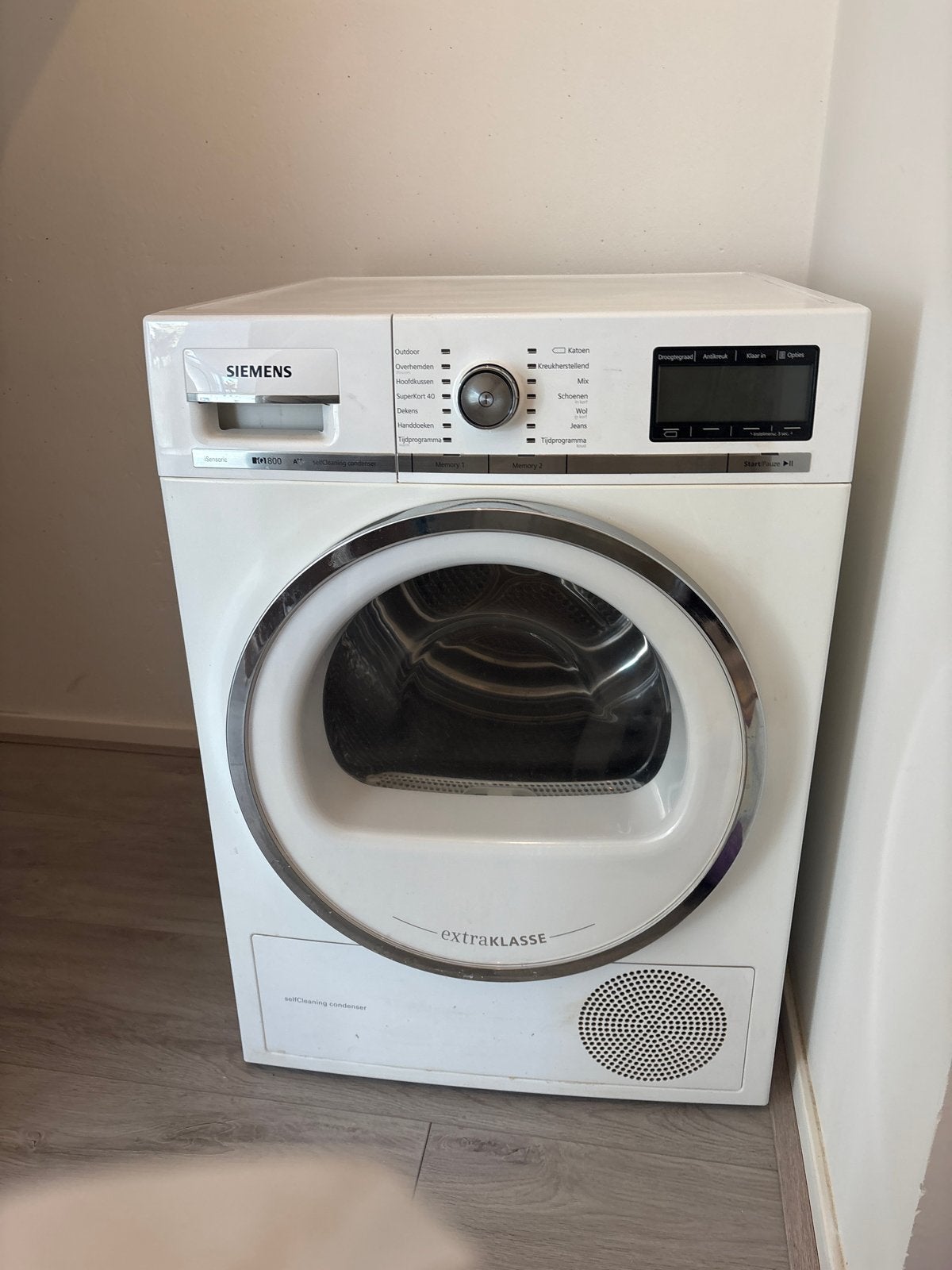 Siemens iSensoric selfCleaning Condensdroger, 6 tot 8 kg, Gebruikt, Ophalen of Verzenden, Voorlader