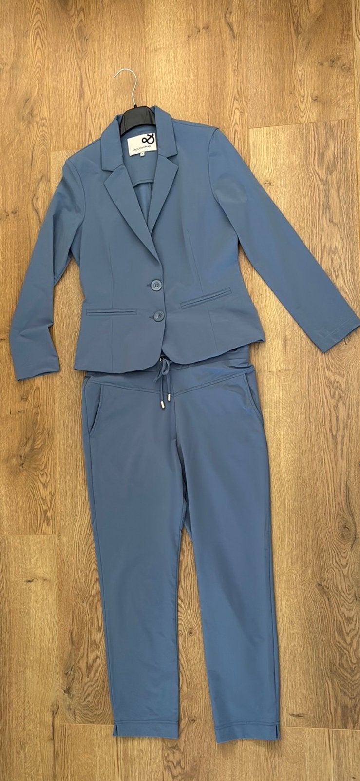 &CoWoman  travel blazer/broek blauw S/M nieuw, Ophalen of Verzenden, Nieuw, Blauw