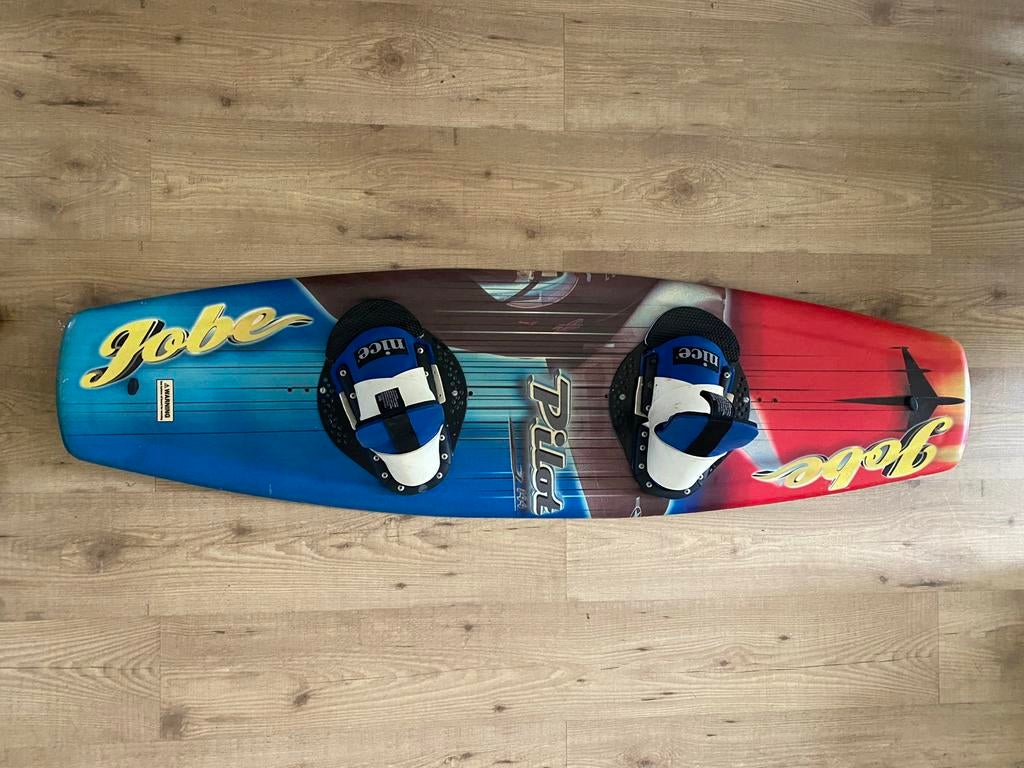 Jobe Pilot wakeboard met bindingen, Ophalen, Gebruikt, Board en Schoenen