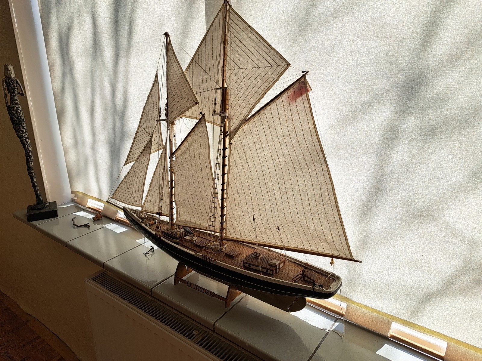 Prachtig model van de Bluenose schoener, Ophalen, Zo goed als nieuw, Groter dan 1:32, Overige merken