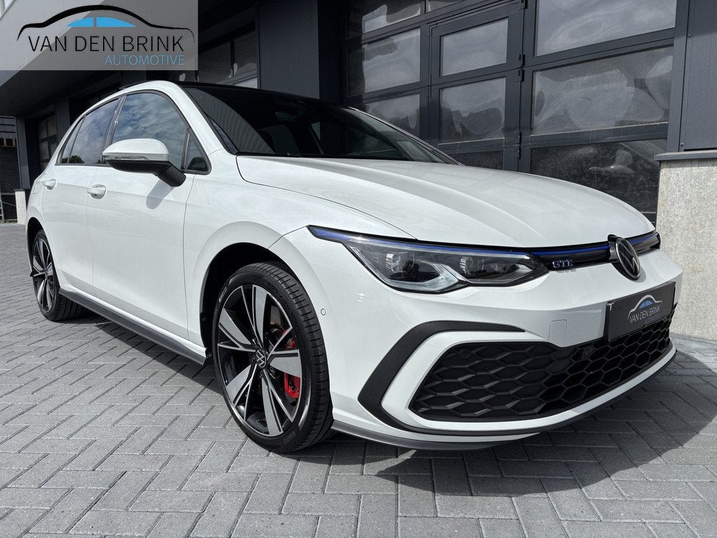Volkswagen Golf 1.4 eHybrid GTE (bj 2020, automaat), Auto's, Volkswagen, Stof, Gebruikt, 4 cilinders, Wit