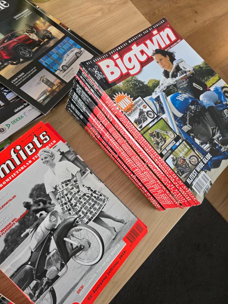 Diverse tijdschriften: Bigtwin, Bromfiets, MotorRijwiel € 25, Boeken, Tijdschriften en Kranten, Ophalen of Verzenden, Gelezen