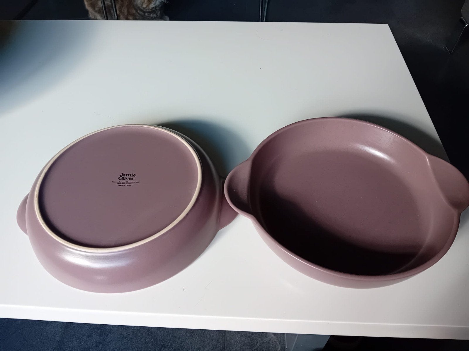 2 Jamie Oliver Ovenschalen Rond Vaatwasserbestendig, Huis en Inrichting, Keuken | Potten en Pannen, Ophalen of Verzenden, Zo goed als nieuw