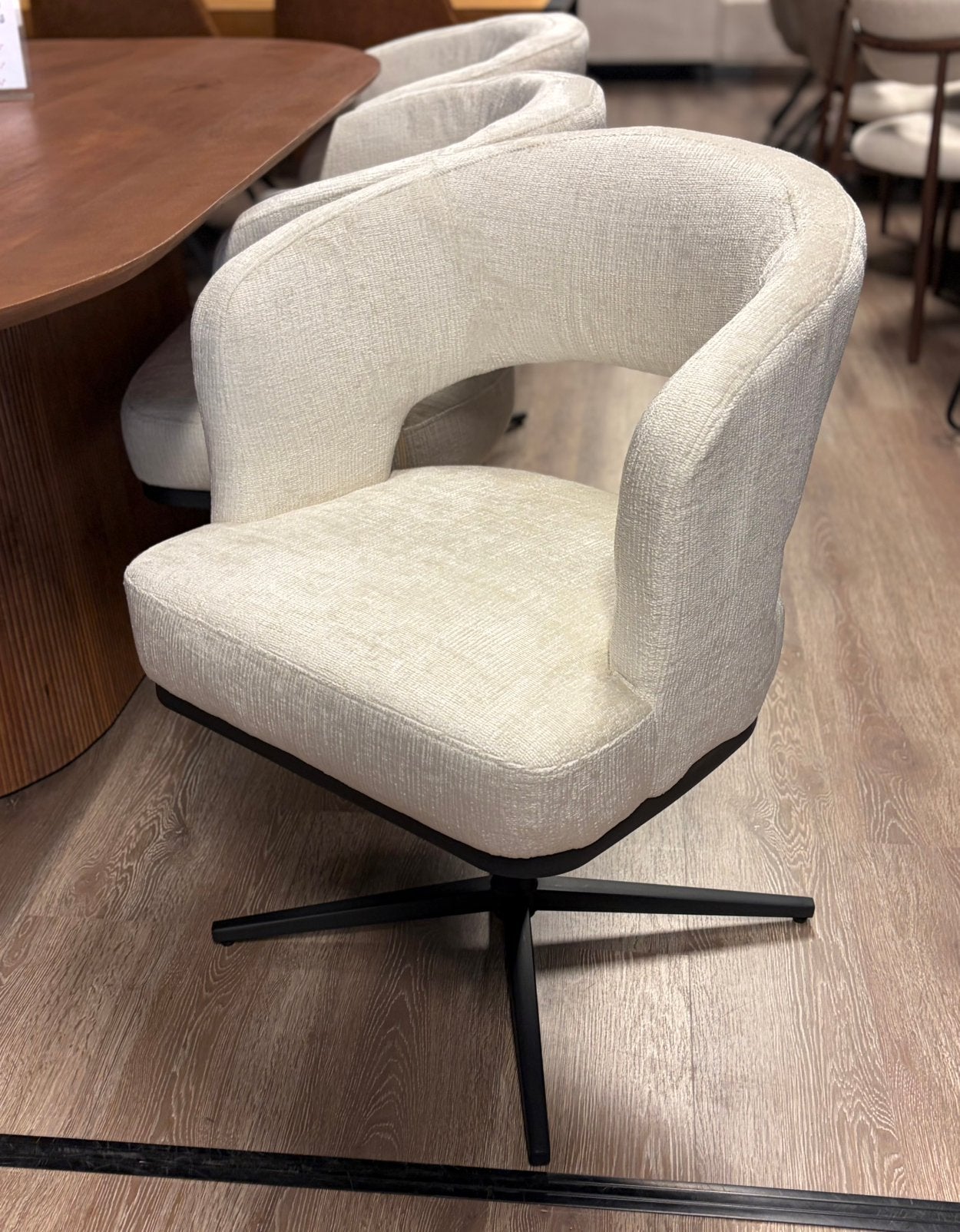 6 nieuwe déja stoel  Eetkamerstoel Louis offwhite Draaibaar