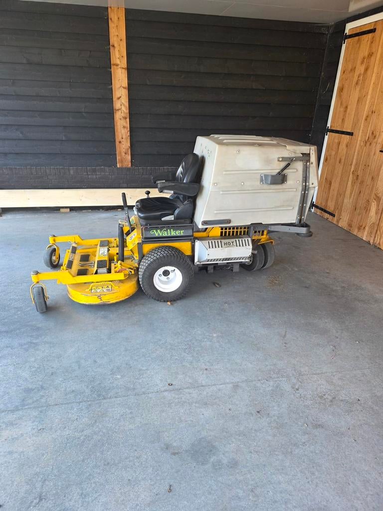 Walker zitmaaier 23pk zero turn met opvangbak, Ophalen of Verzenden, Opvangbak, 120 cm of meer, Gebruikt