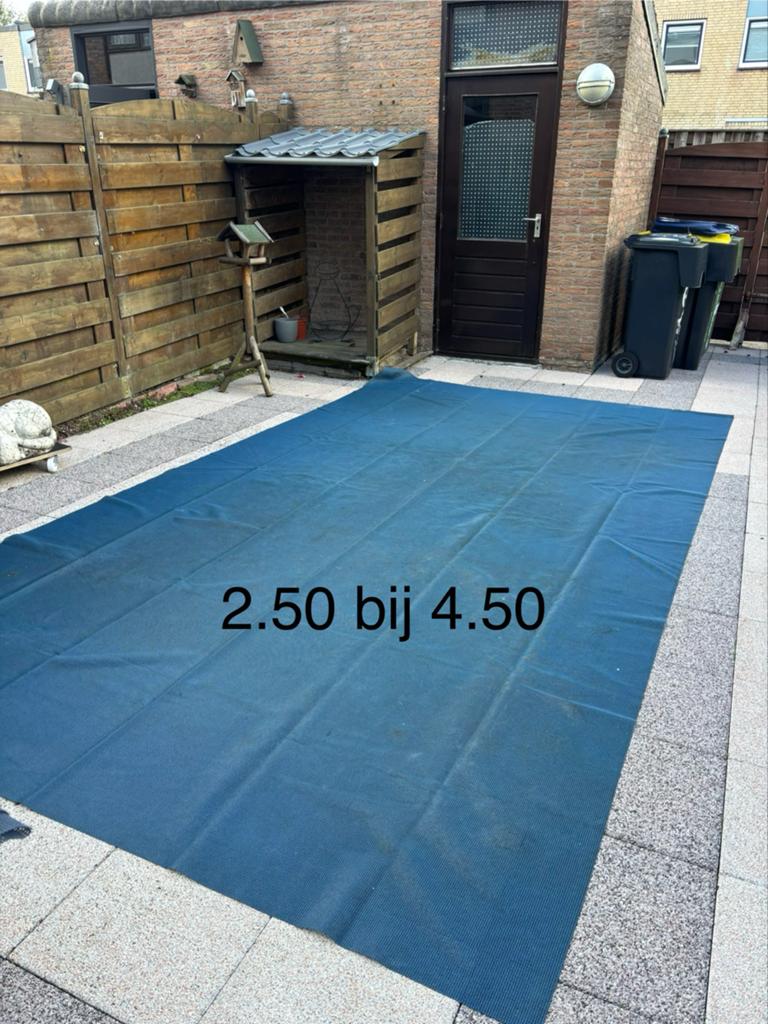 Tenttapijt 2.50 bij 4.50 meter, Ophalen, Gebruikt
