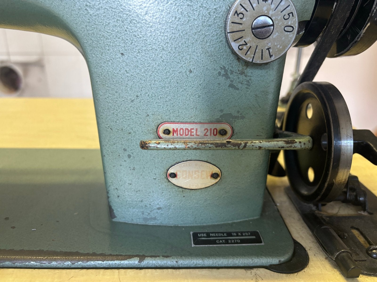 ConSew Model 210 Industriële Naaimachine, Gebruikt, Naaimachine, Industrieel, Ophalen