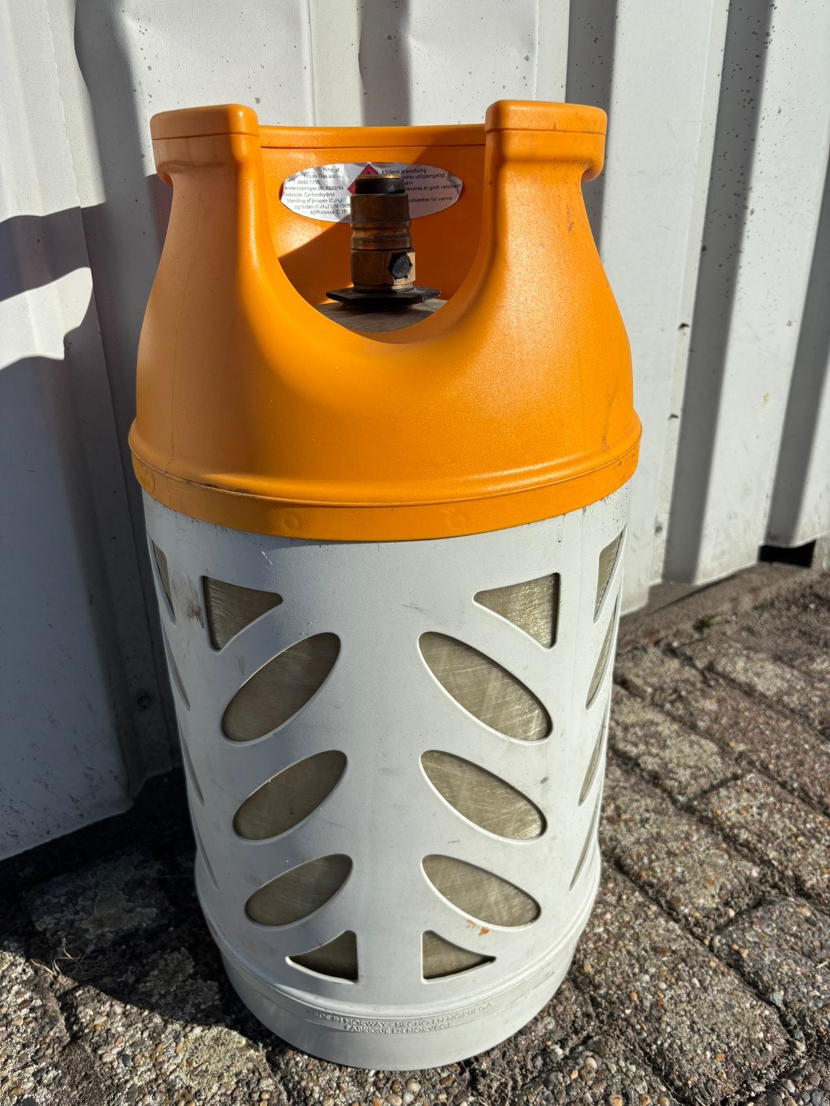 Gasfles met spaanse aansluiting, Ophalen of Verzenden, Gebruikt