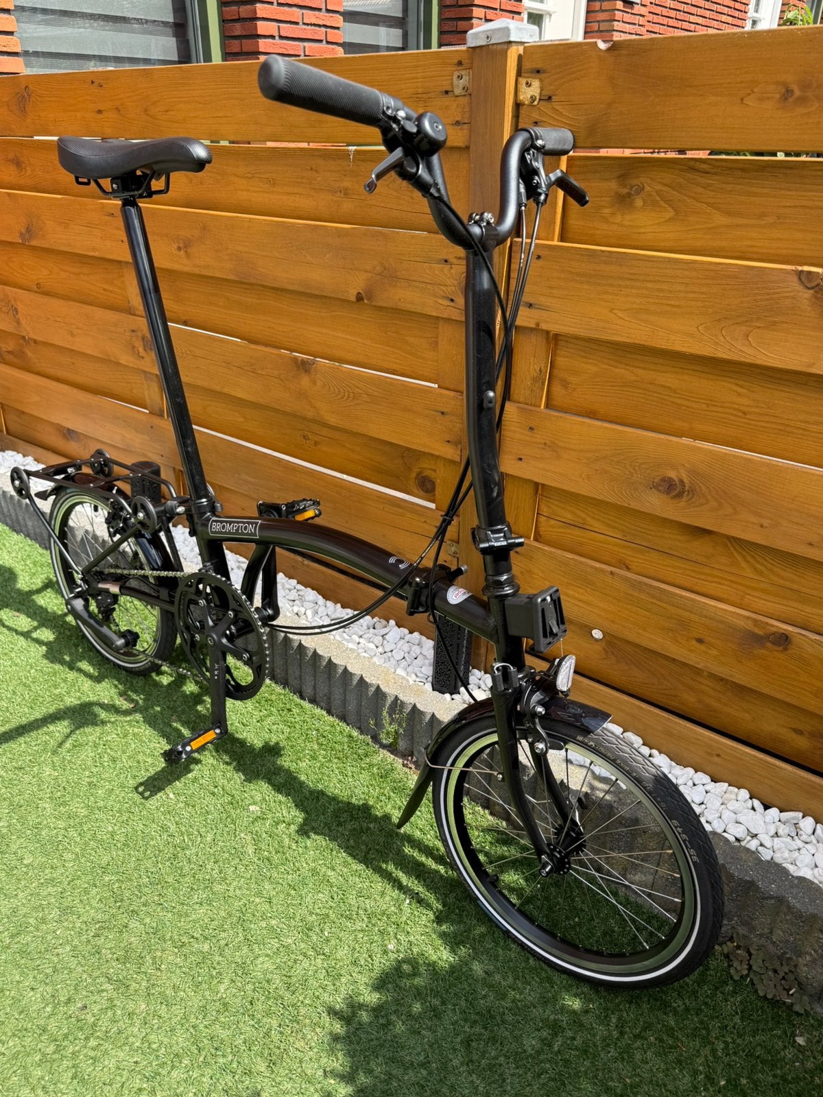 Foto 3 van Brompton C-Line H4R ref zwart, vouwfiets, als nieuw!