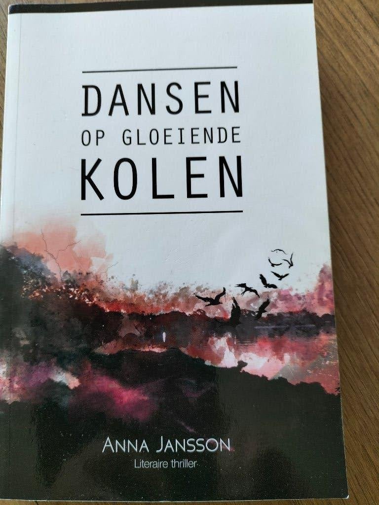 Dansen op gloeiende kolen, Ophalen of Verzenden, Gelezen, Anna Jansson, Scandinavië