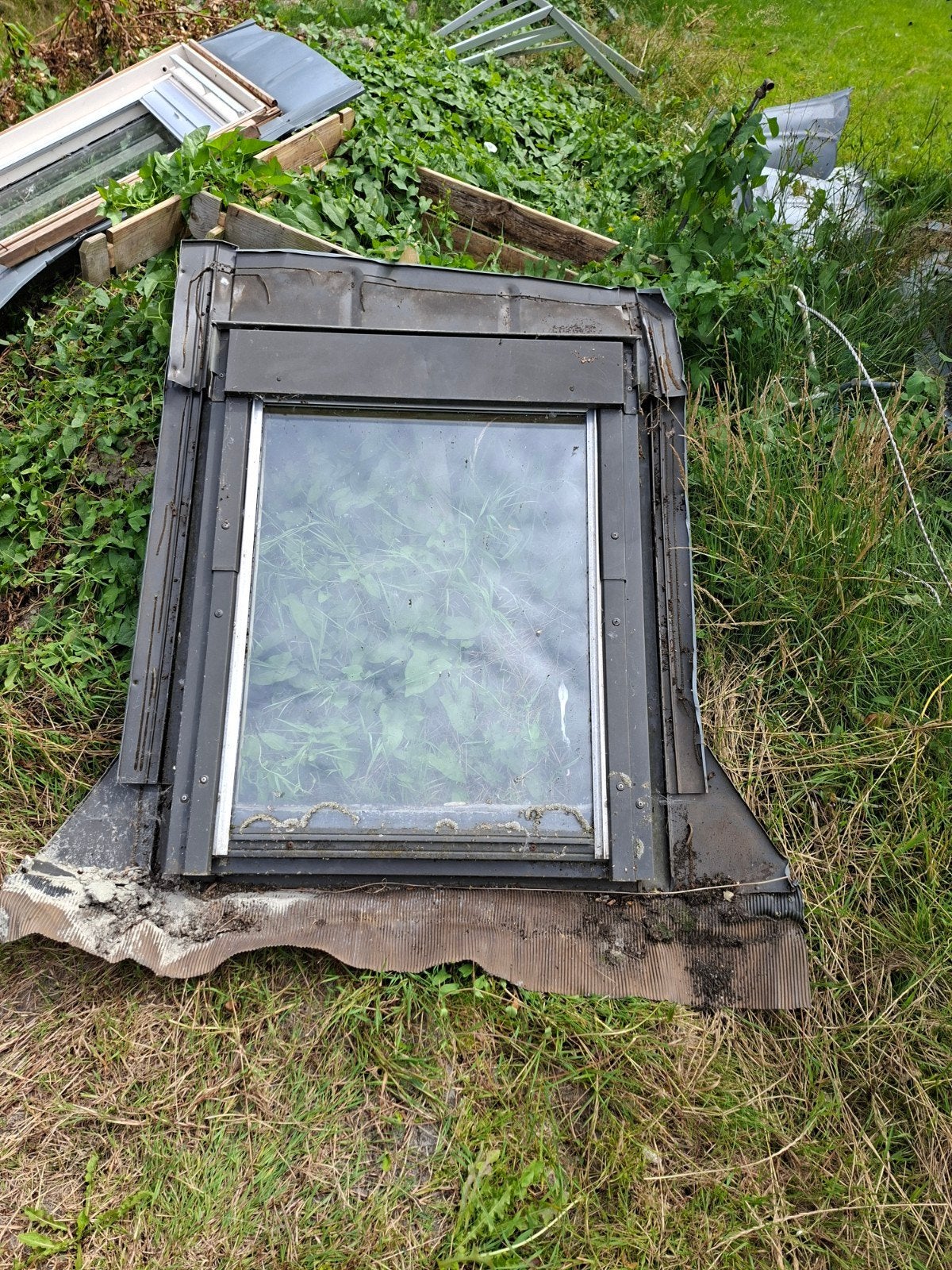 2 gebruikte dakramen, waarvan 1 met zonwering, Doe-het-zelf en Verbouw, Glas en Ramen, Ophalen, Gebruikt, Minder dan 80 cm, Dakraam