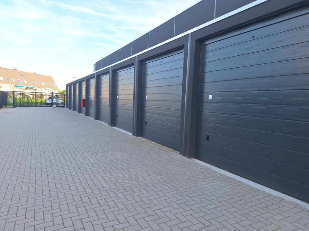 Te huur: 21m² garageboxen Rijksstraatweg Den Hoorn