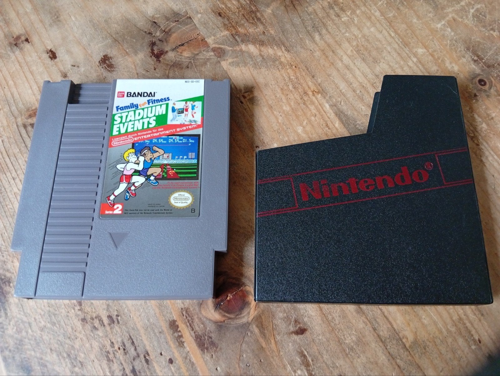 Nintendo NES Stadium Events SCN – Holy Grail, 1 speler, Ophalen of Verzenden, Zo goed als nieuw, Vanaf 3 jaar