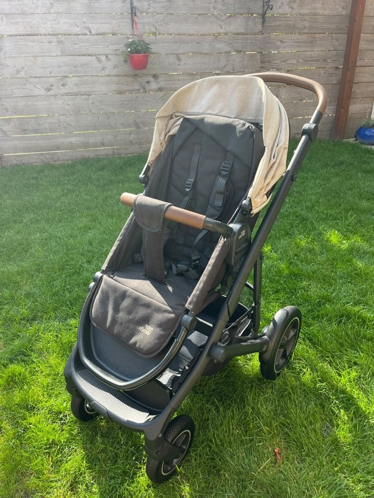 Foto 12 van Beige kinderwagen Britax Römer Smile3 incl. reiswieg + buggy