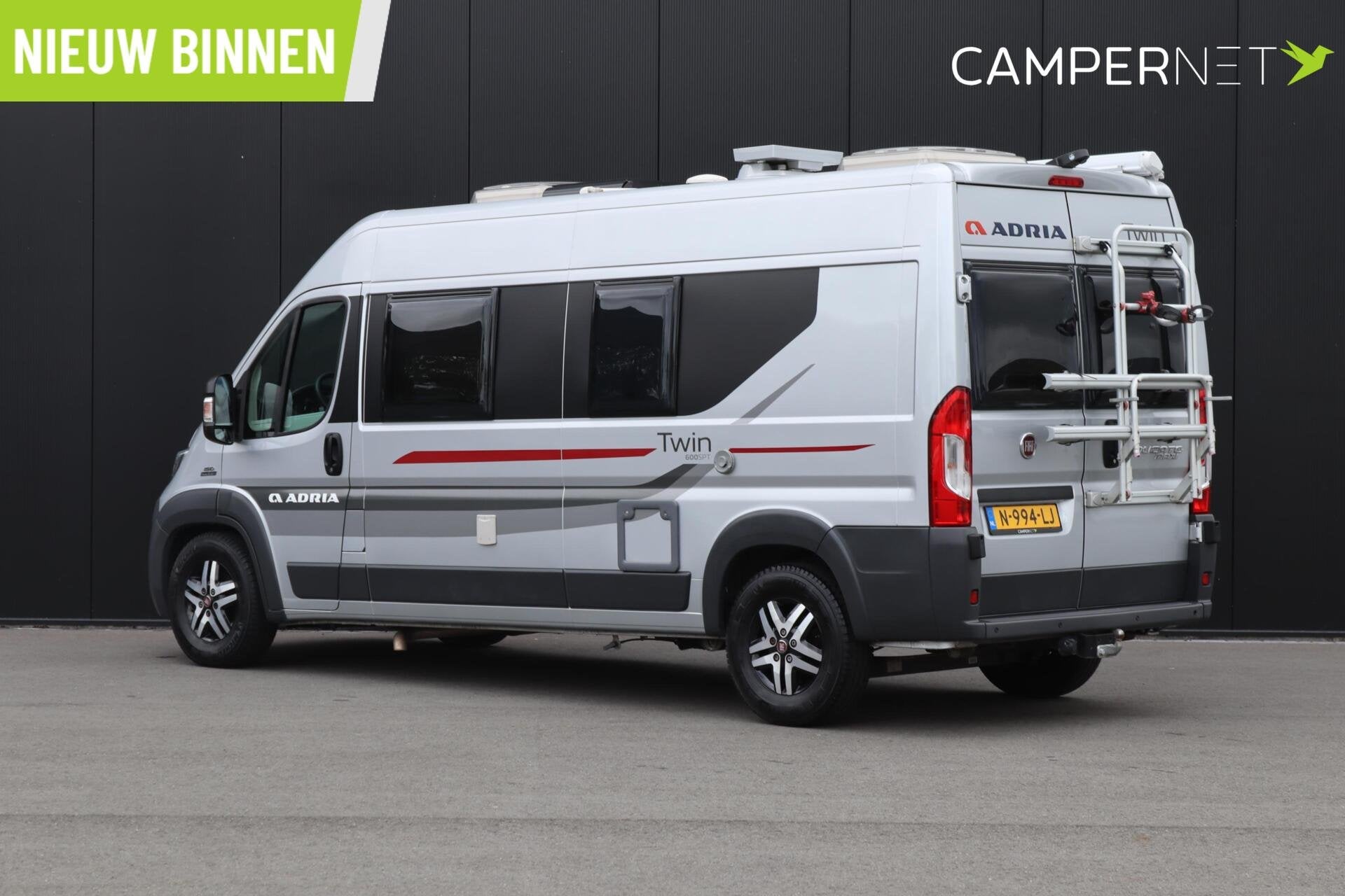 Adria TWIN 600 SPT Multijet 150pk | Omvormer | Luifel | Trek, Buscamper of Camperbus, Achteruitrijcamera, Tot en met 2, 6 tot 7 meter