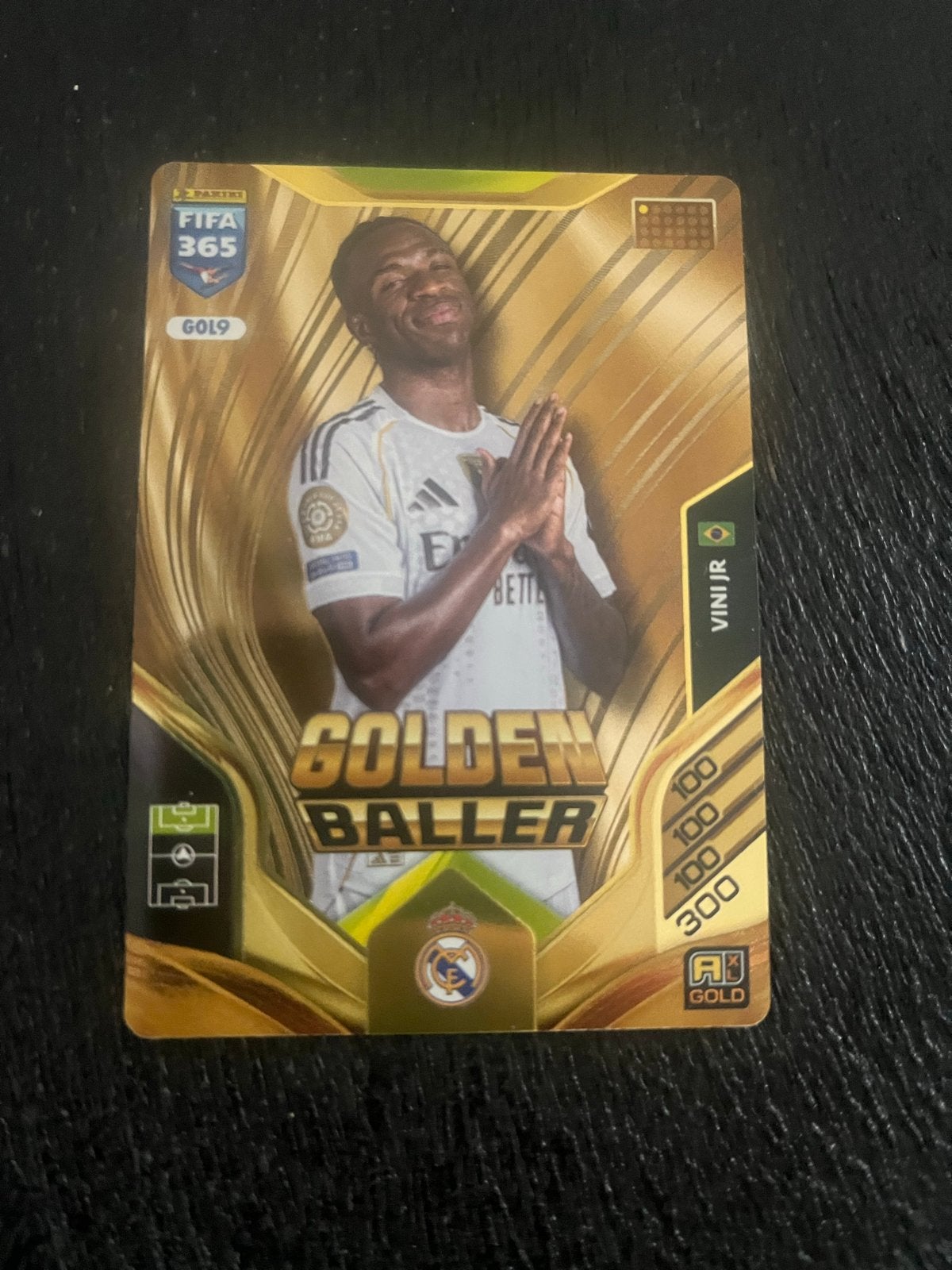 FIFA 365 Adrenalyn XL 2026 Golden Baller Vinicius Jr., Ophalen of Verzenden, Nieuw, Buitenlandse clubs, Spelerskaart