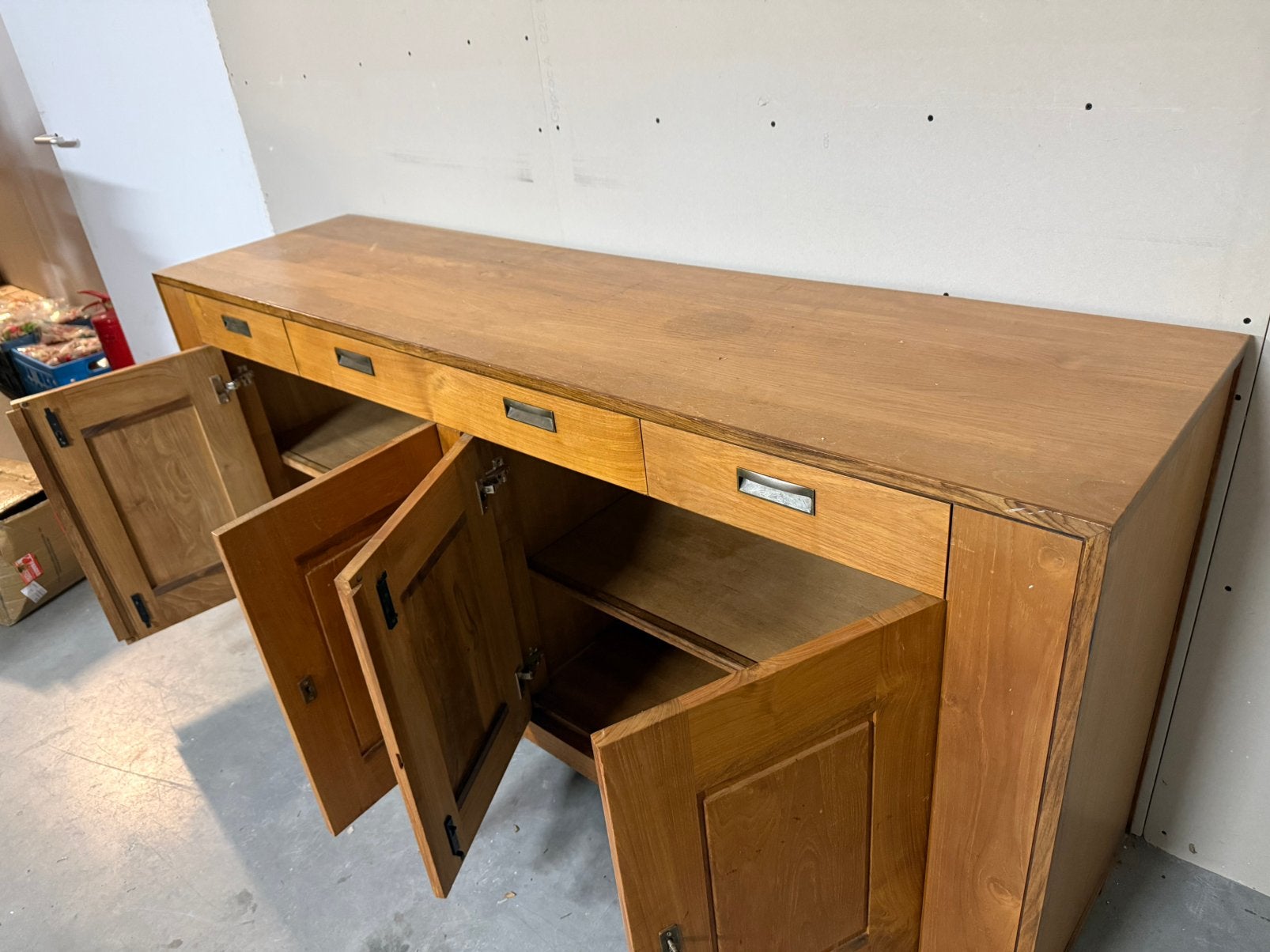Te koop: Teakhouten dressoir, Ophalen, Gebruikt, Met deur(en), 150 tot 200 cm