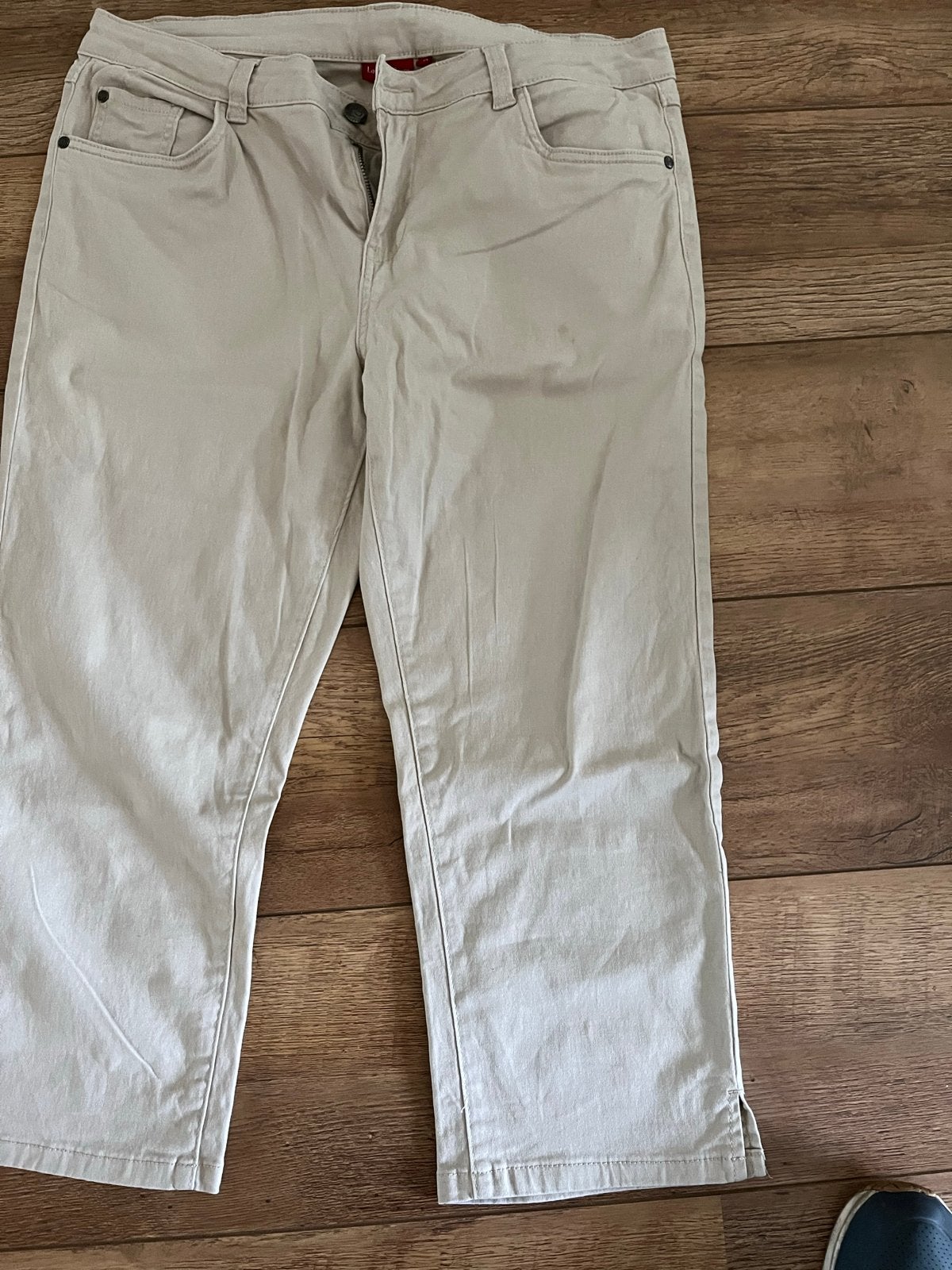 Laura di Sarpi Driekwart Broek Maat 42 Beige, Beige, Maat 42/44 (L), Ophalen of Verzenden, Zo goed als nieuw