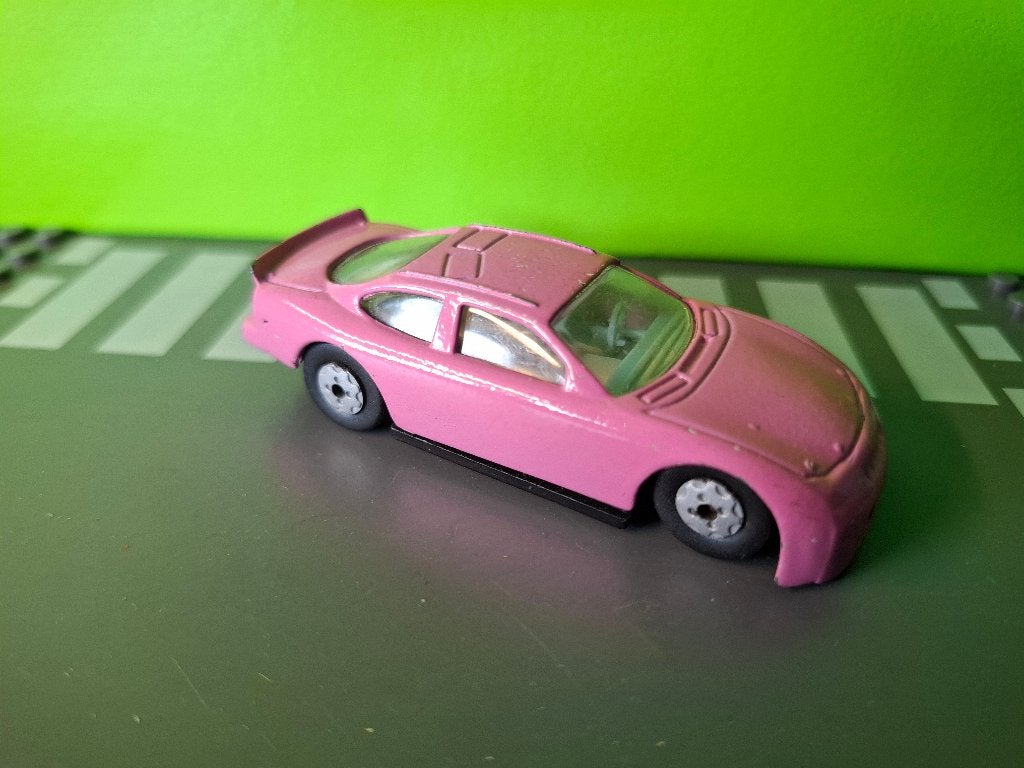 Onbekend - Ford Taurus NASCAR [roze] 1/60, Ophalen of Verzenden, Gebruikt, Auto