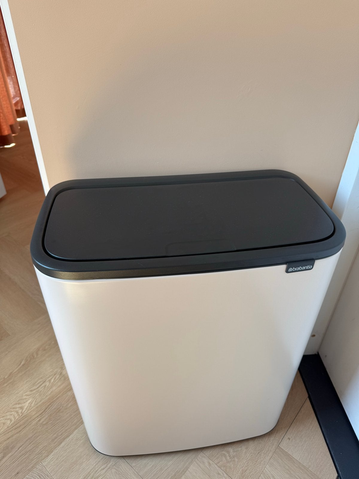 Brabantia Bo Touch Bin Prullenbak - 2 x 30L - Soft Beige, Ophalen, 40 liter of meer, Zo goed als nieuw, 75 – 100