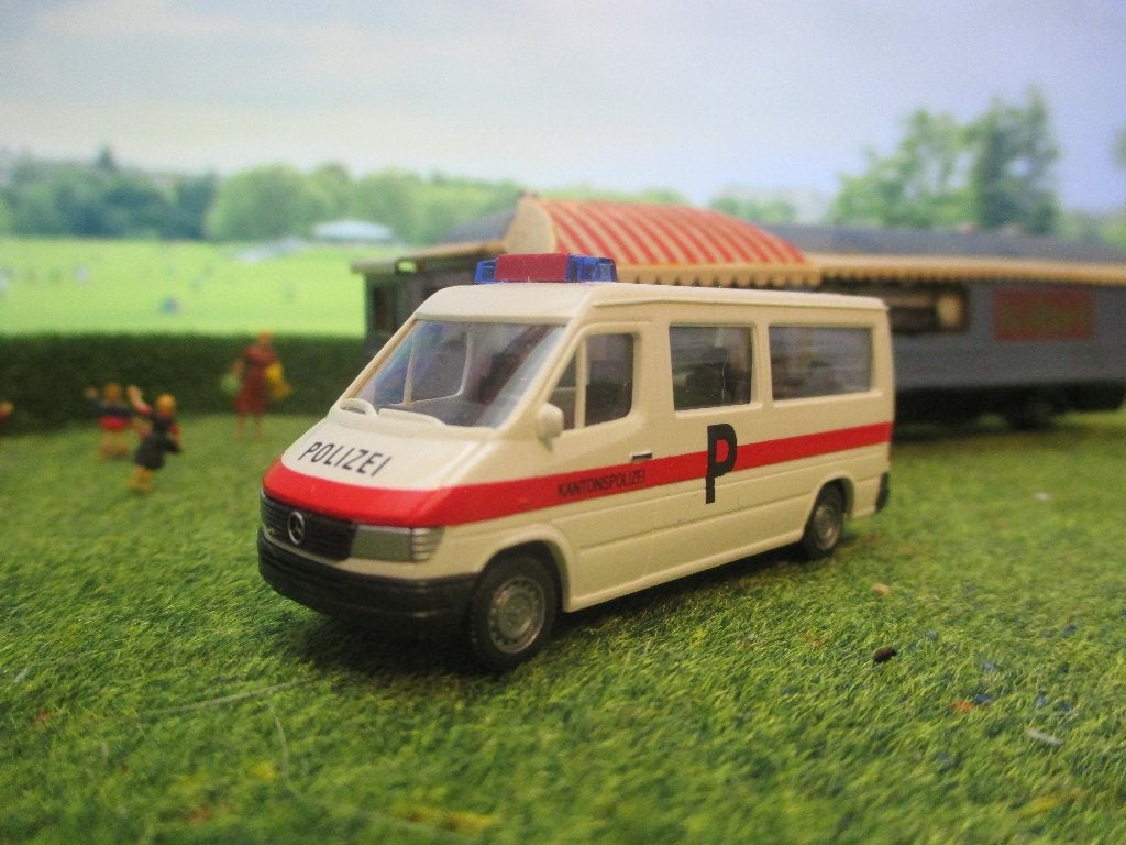 Mercedes Benz Sprinter - Wiking Kantonspolizei Zwitserland, Ophalen of Verzenden, Zo goed als nieuw, Auto, Wiking