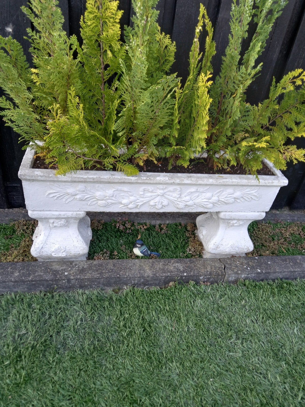 Bloembak beton met 2 sokkels, Tuin en Terras, Tuinbanken, Ophalen